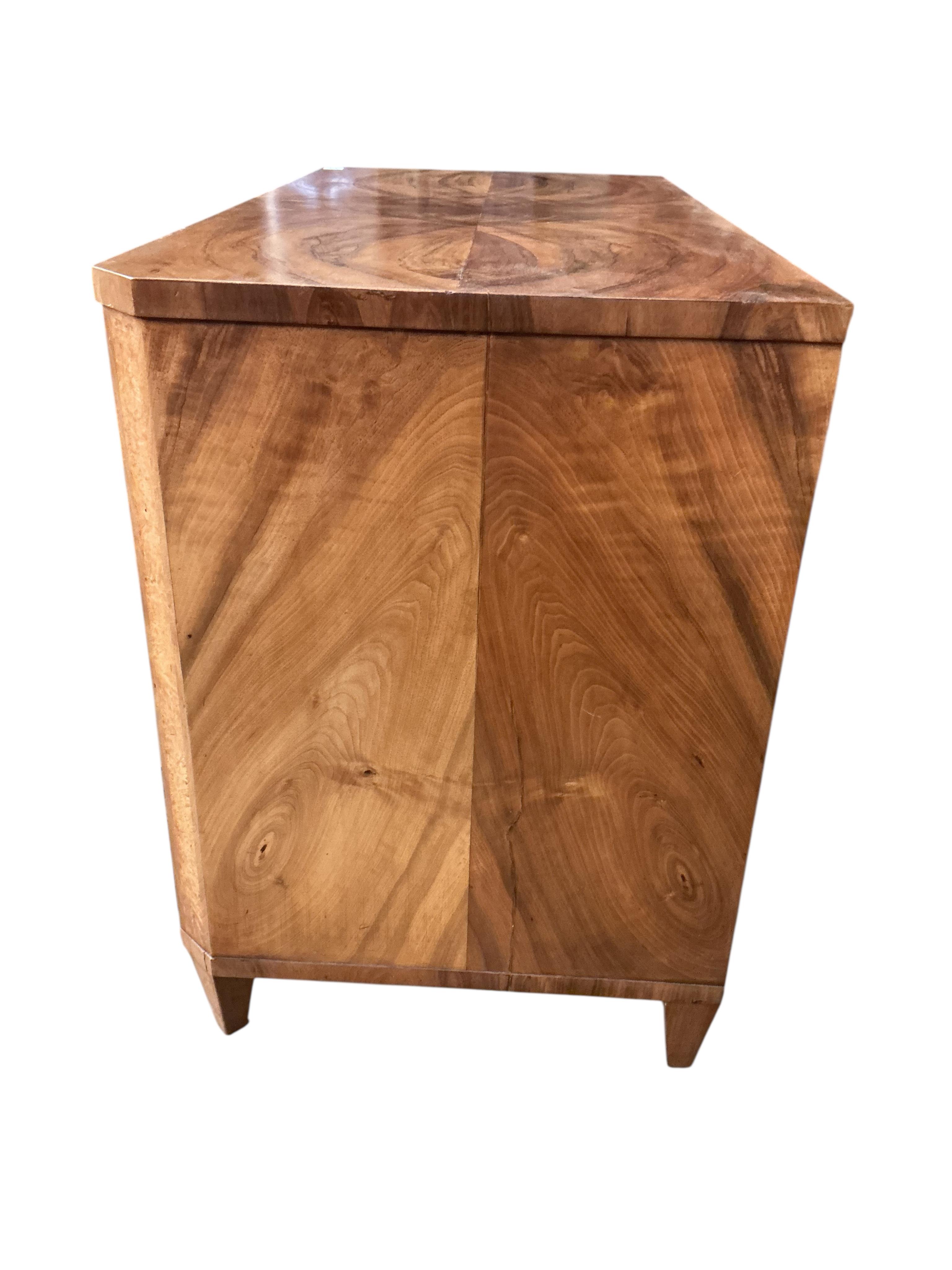 A 19th century Swedish walnut commode, width 122cm, depth 59cm, height 84cm